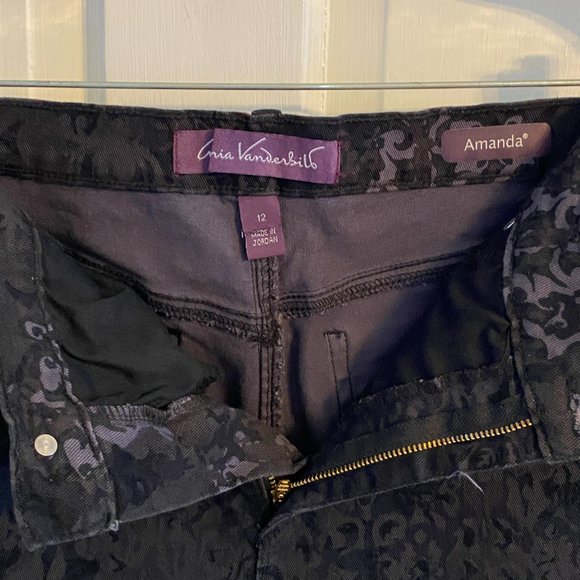 Gloria Vanderbilt  Purple Camo Jeans - Picture 6 of 7